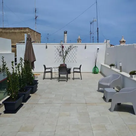 Isensi Luxury Apartment