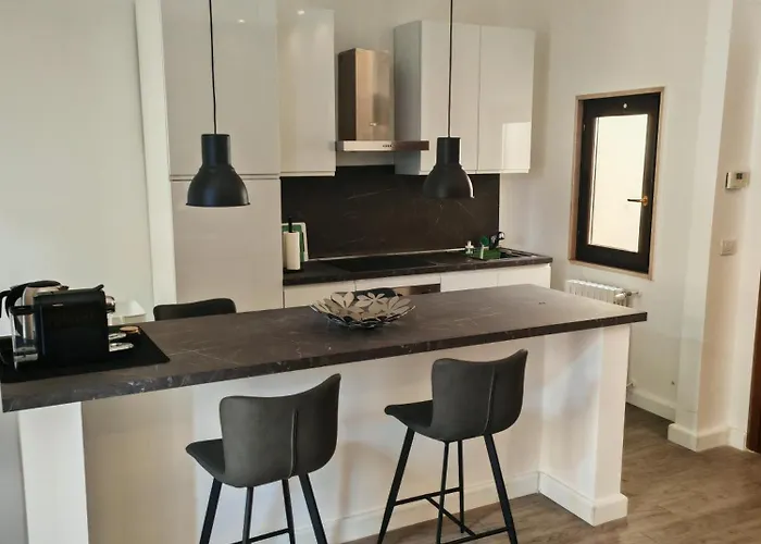 Isensi Luxury