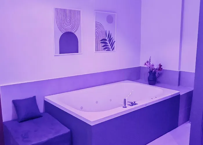 Isensi Luxury * Trani